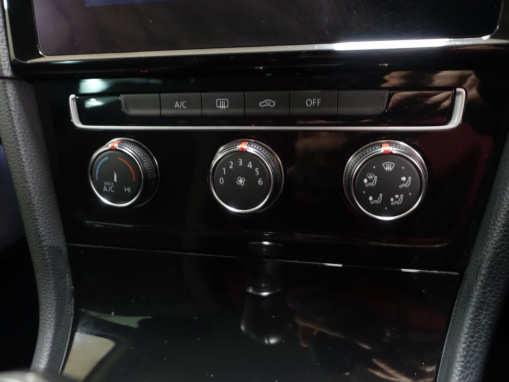 Used Volkswagen Golf 2019 for sale - 77027033: Photo 24