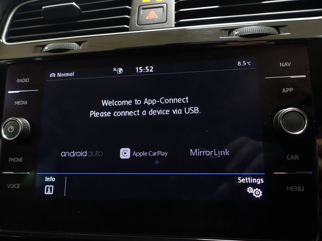 Used Volkswagen Golf 2019 for sale - 77027033: Photo 32