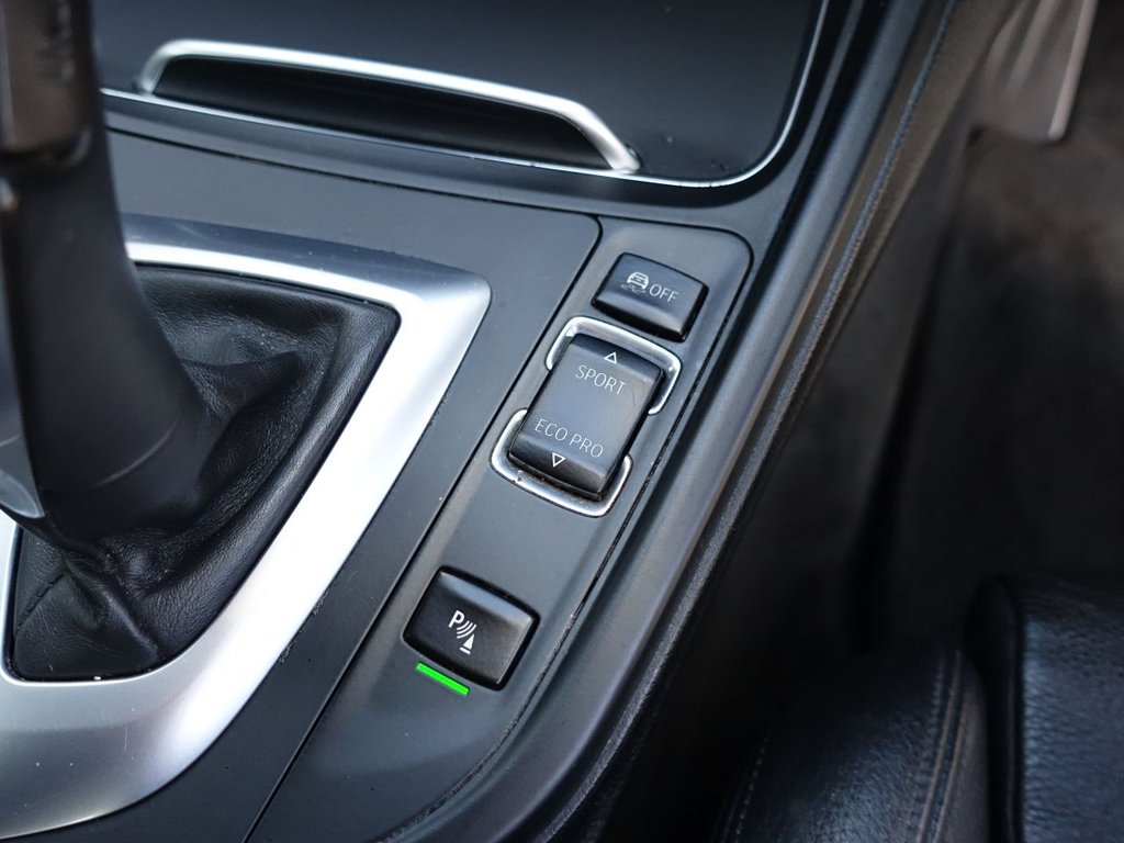 Used BMW 3 Series 2015 for sale - 76470187: Photo 32