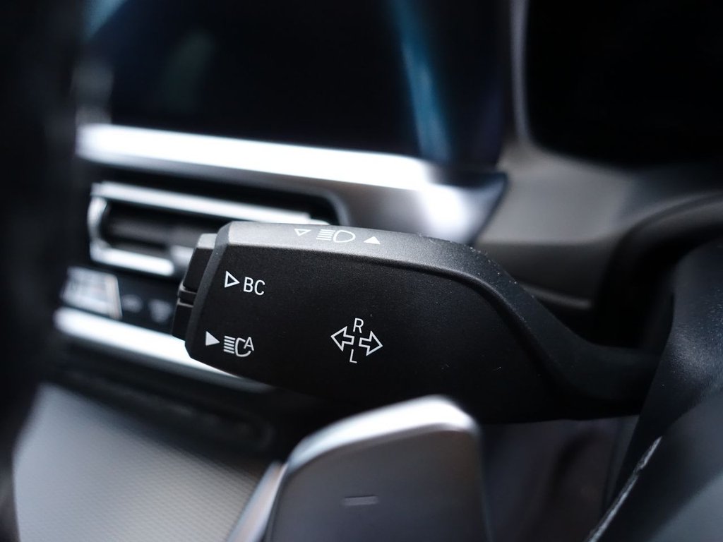 Used BMW 3 Series 2021 for sale - 76840776: Photo 35