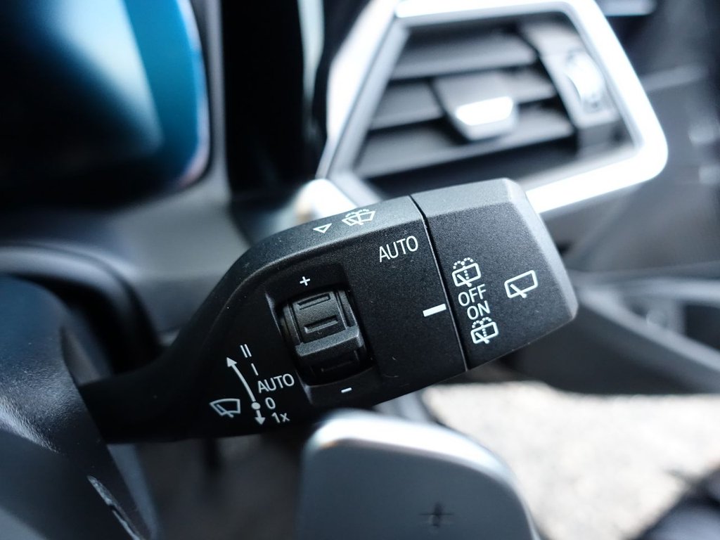 Used BMW 3 Series 2021 for sale - 76840776: Photo 36