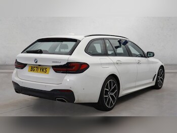 Used BMW 5 Series 2021 for sale - 77263268: Photo