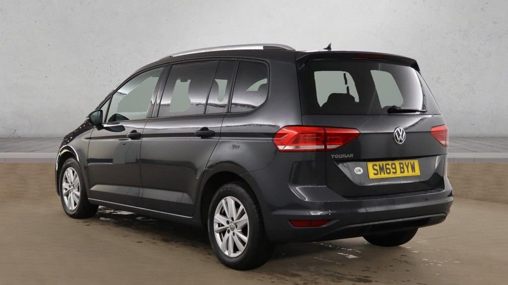 Used Volkswagen Touran 2019 for sale - 78154141: Photo 3