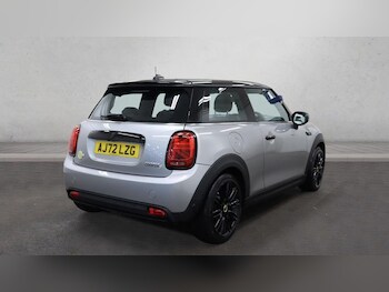 Used MINI Hatch 2022 for sale - 77276306: Photo