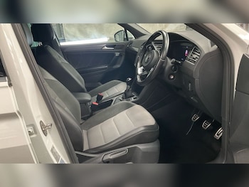 Used Volkswagen Tiguan 2018 for sale - 76406560: Photo