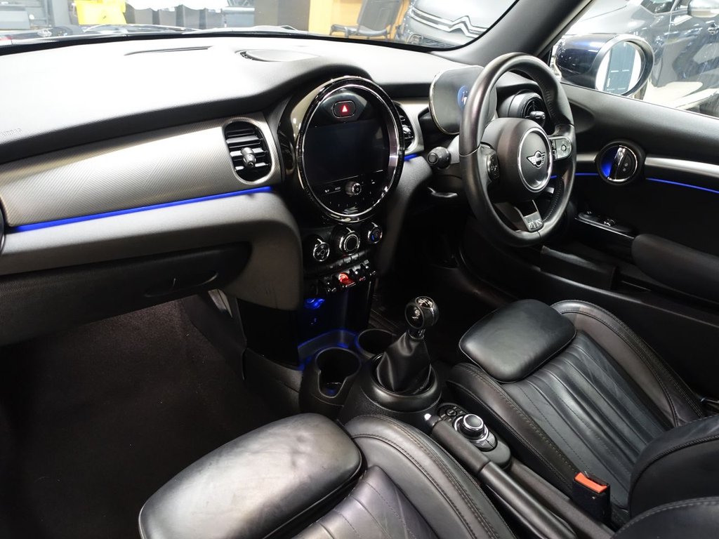 Used MINI Hatch 2022 for sale - 77027035: Photo 12