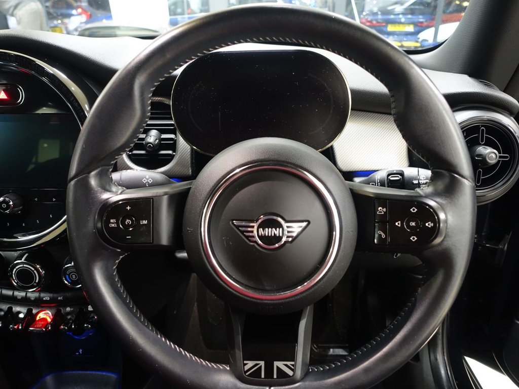 Used MINI Hatch 2022 for sale - 77027035: Photo 17