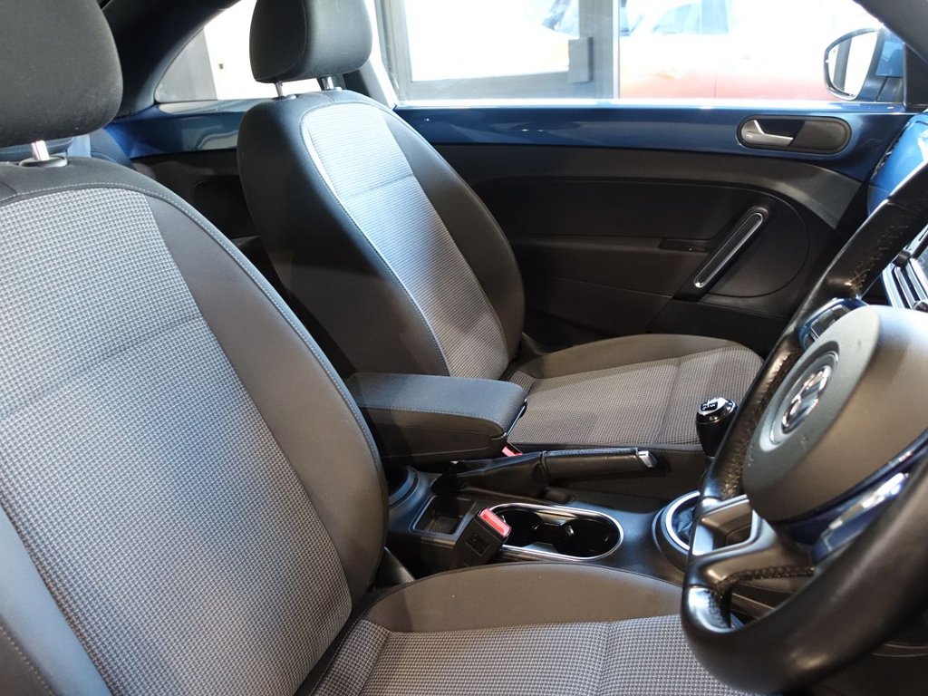 Used Volkswagen Beetle 2016 for sale - 77655041: Photo 12