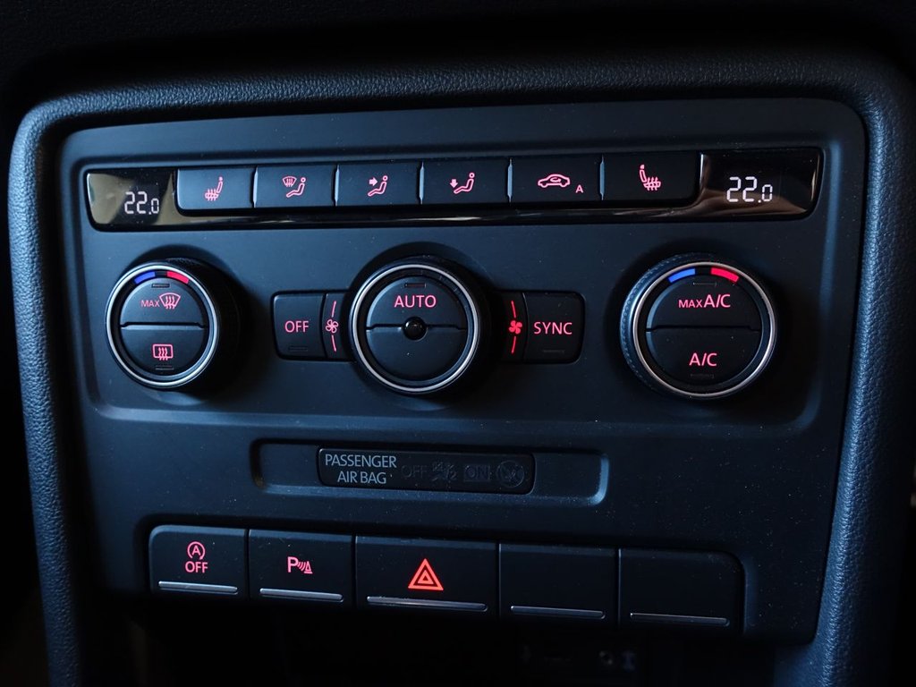 Used Volkswagen Beetle 2016 for sale - 77655041: Photo 20