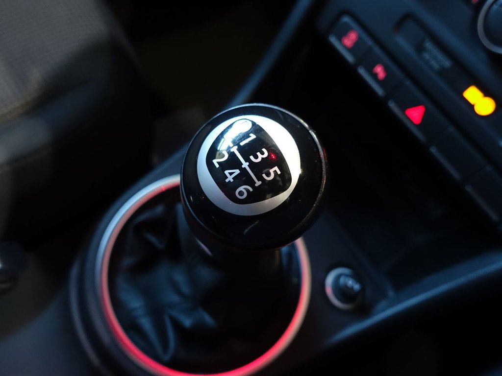 Used Volkswagen Beetle 2016 for sale - 77655041: Photo 21