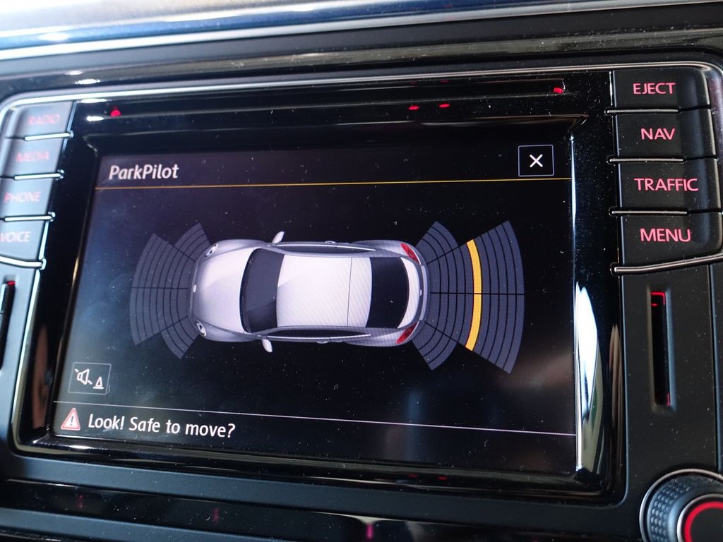 Used Volkswagen Beetle 2016 for sale - 77655041: Photo 25