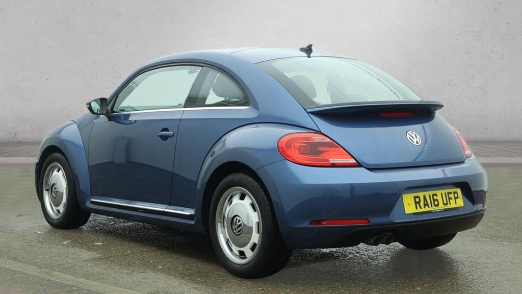 Used Volkswagen Beetle 2016 for sale - 77655041: Photo 3