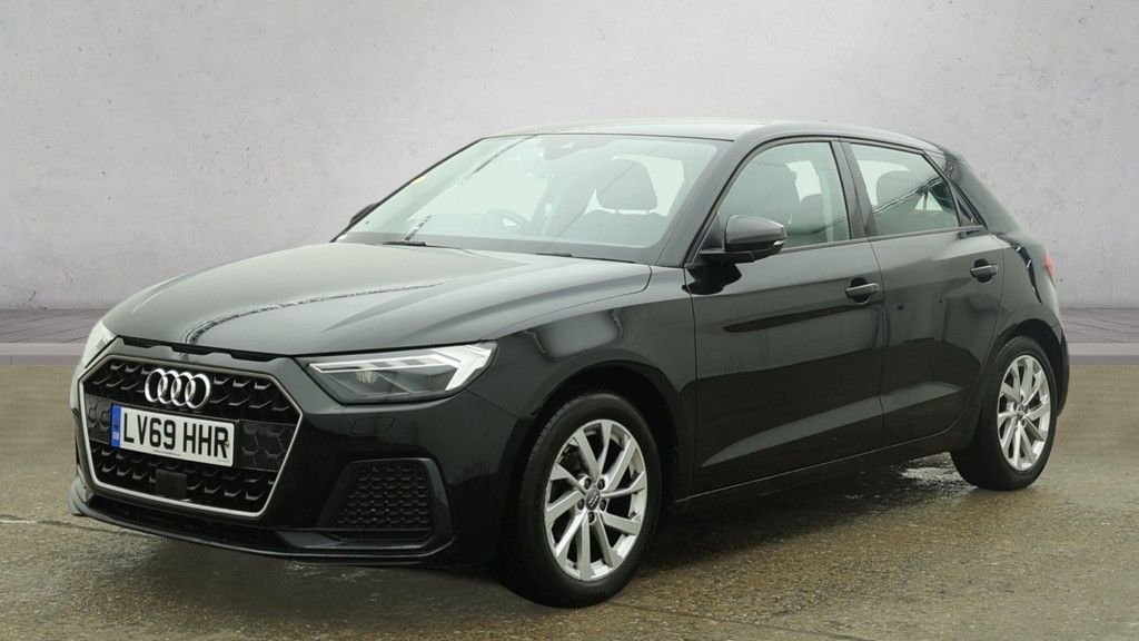 Used Audi A1 2019 for sale - 77100996: Photo 2