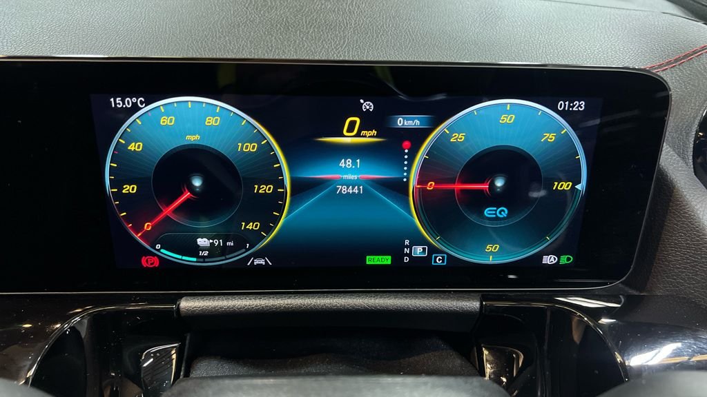 Used Mercedes-Benz EQA 2021 for sale - 76406558: Photo 2