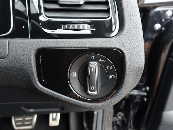 Used Volkswagen Golf 2017 for sale - 75403367: Photo 45