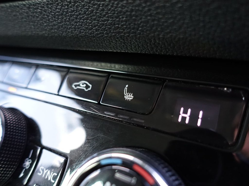 Used Skoda Karoq 2018 for sale - 76547108: Photo 45