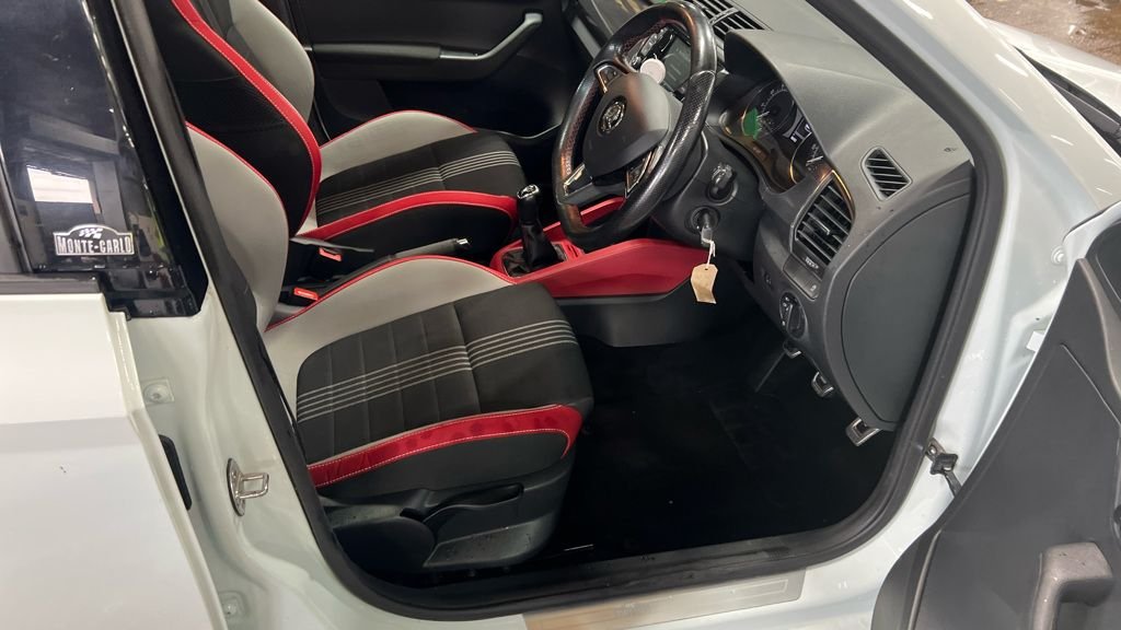 Used Skoda Fabia 2018 for sale - 76417636: Photo 3