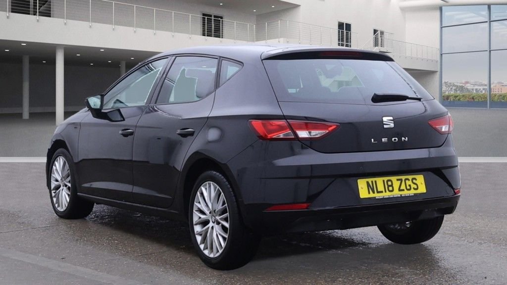 Used SEAT Leon 2018 for sale - 76356942: Photo 5