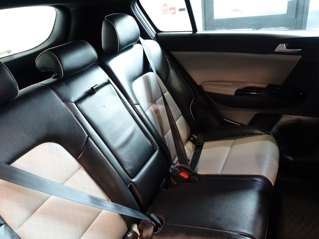 Used Kia Sportage 2018 for sale - 77849597: Photo 14