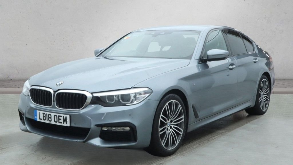 Used BMW 5 Series 2018 for sale - 77594219: Photo 2