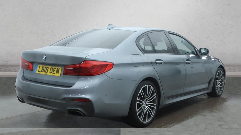 Used BMW 5 Series 2018 for sale - 77594219: Photo 4