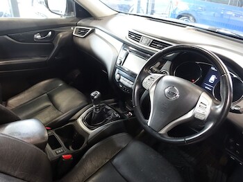 Used Nissan X-Trail 2017 for sale - 79584825: Photo