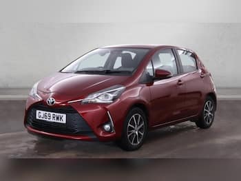 Used Toyota Yaris 2019 for sale - 79709350: Photo
