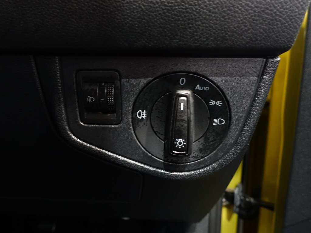 Used Volkswagen Polo 2018 for sale - 77850032: Photo 24