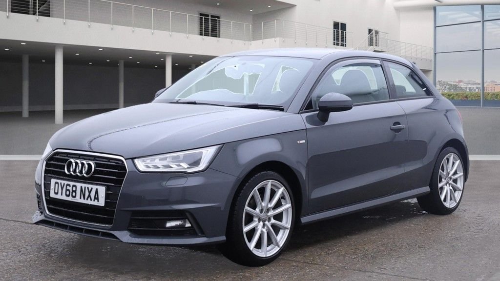 Used Audi A1 2018 for sale - 76396223: Photo 2
