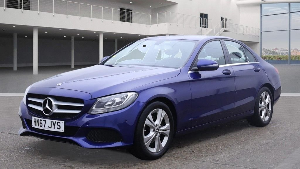 Used Mercedes-Benz C Class 2017 for sale - 76406564: Photo 2