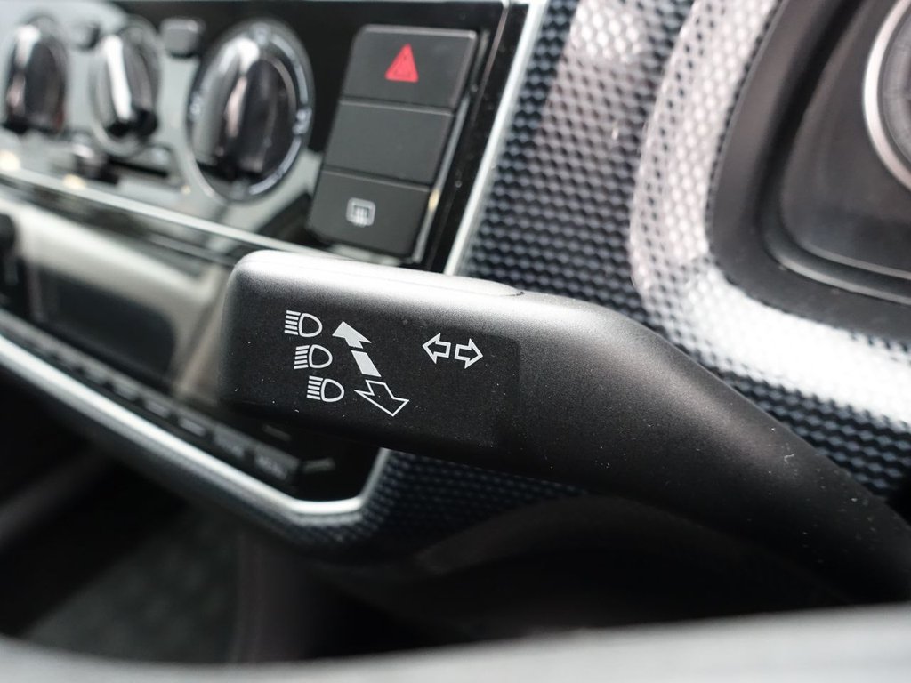 Used Volkswagen up! 2019 for sale - 76163108: Photo 37