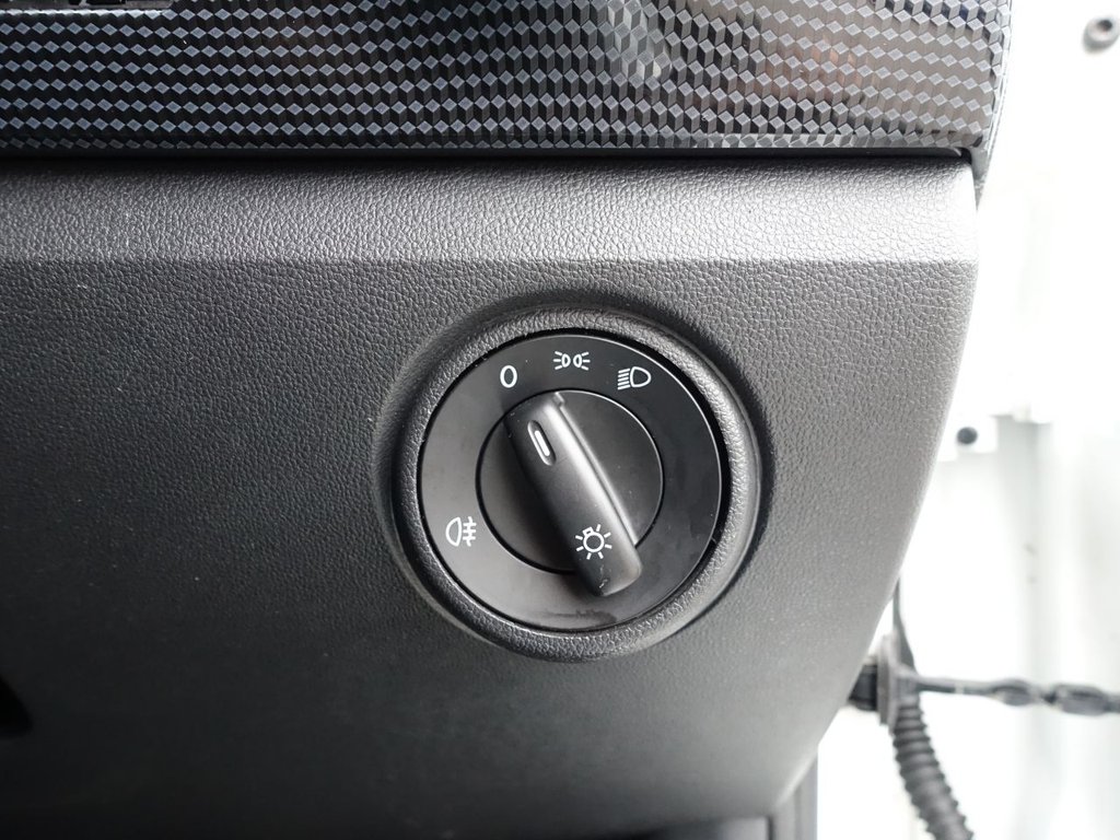 Used Volkswagen up! 2019 for sale - 76163108: Photo 42