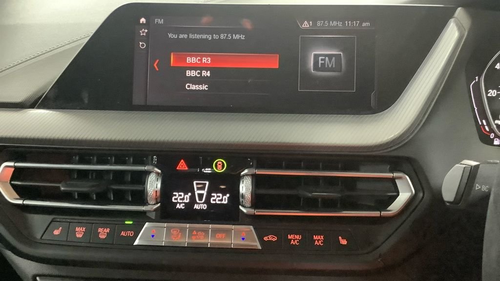 Used BMW 1 Series 2020 for sale - 76559198: Photo 2