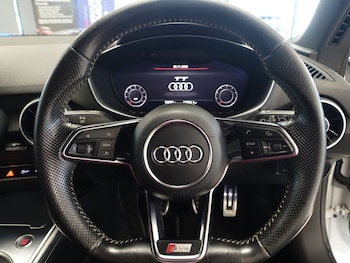 Used Audi TT 2015 for sale - 77027099: Photo