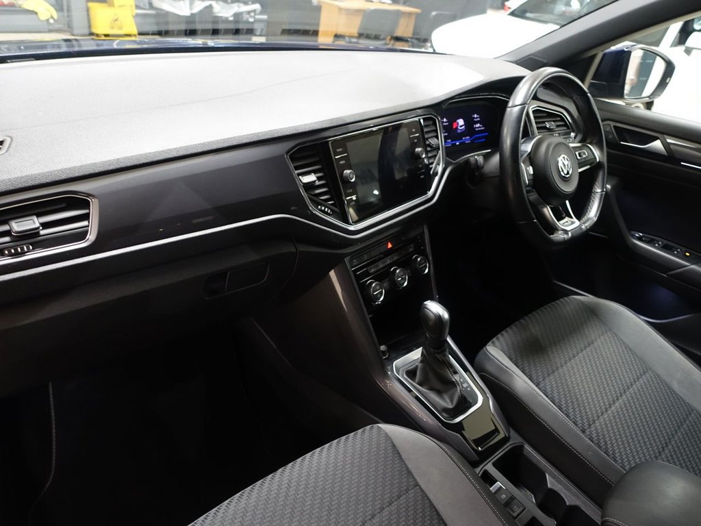 Used Volkswagen T-Roc 2020 for sale - 77026793: Photo 12