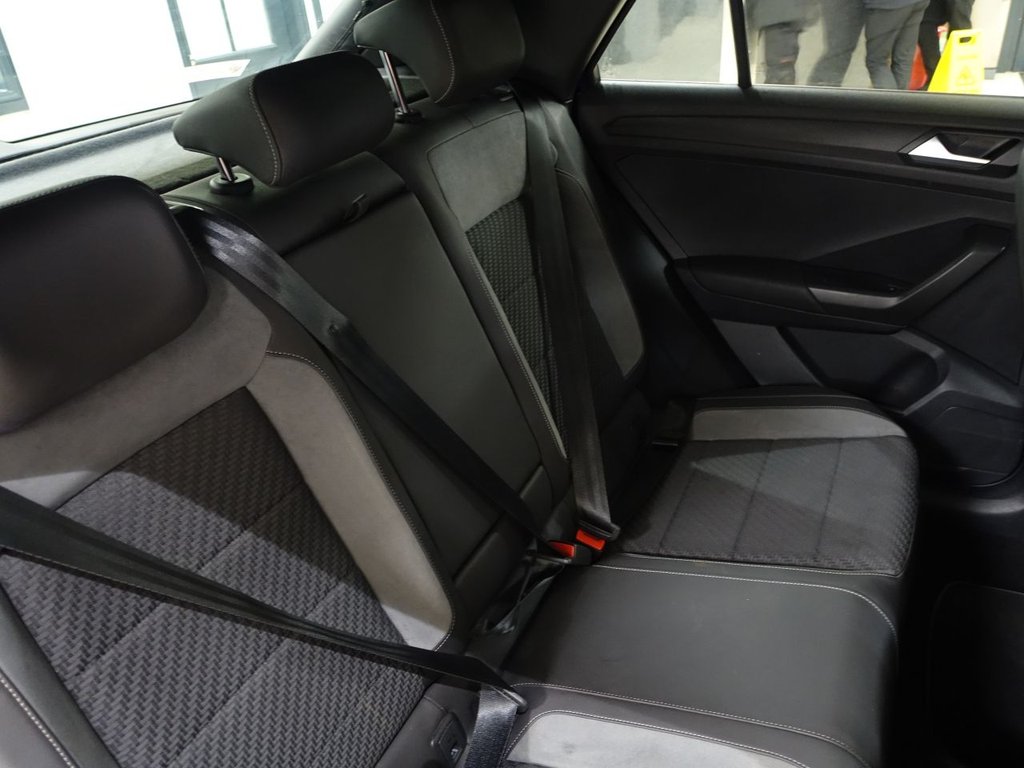 Used Volkswagen T-Roc 2020 for sale - 77026793: Photo 15