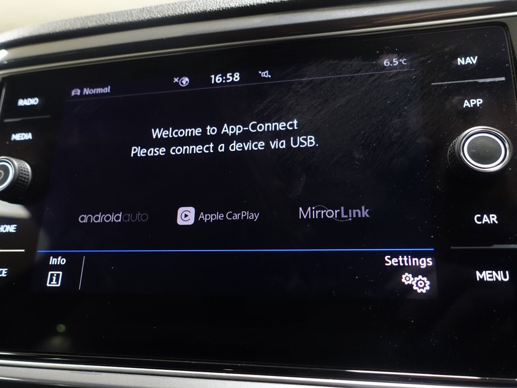 Used Volkswagen T-Roc 2020 for sale - 77026793: Photo 33