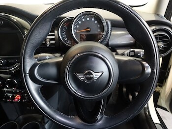 Used MINI Hatch 2016 for sale - 79584449: Photo