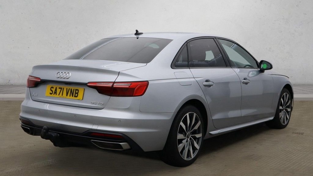 Used Audi A4 2021 for sale - 77342078: Photo 4