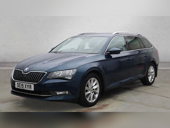 Used Skoda Superb 2019 for sale - 77655556: Photo