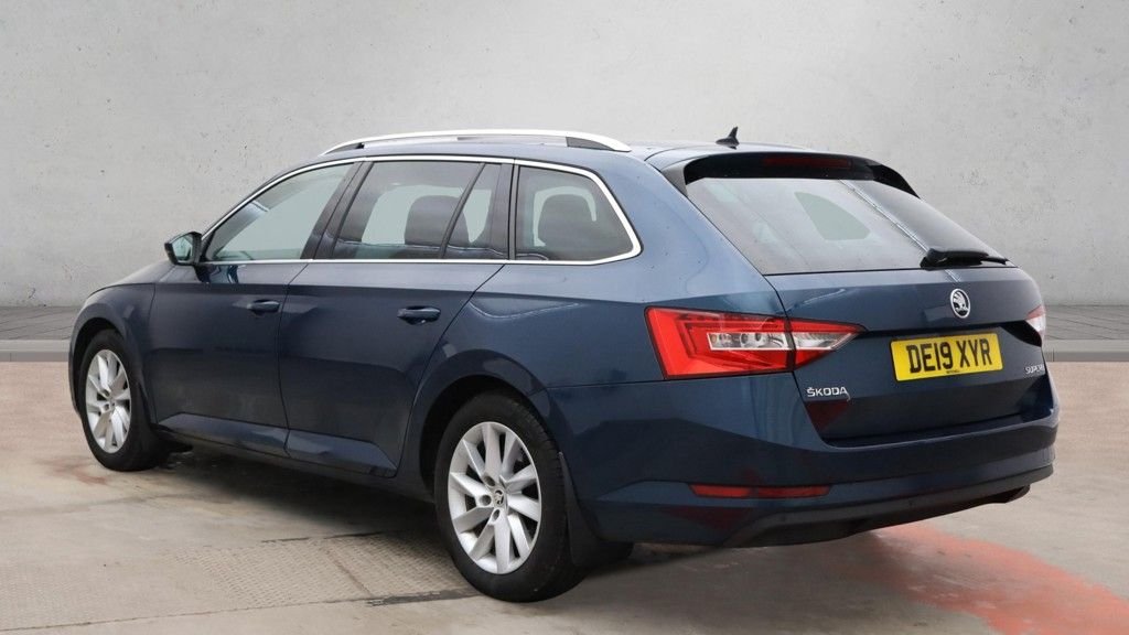 Used Skoda Superb 2019 for sale - 77655556: Photo 3