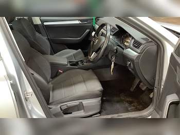 Used Skoda Superb 2017 for sale - 76039848: Photo 2