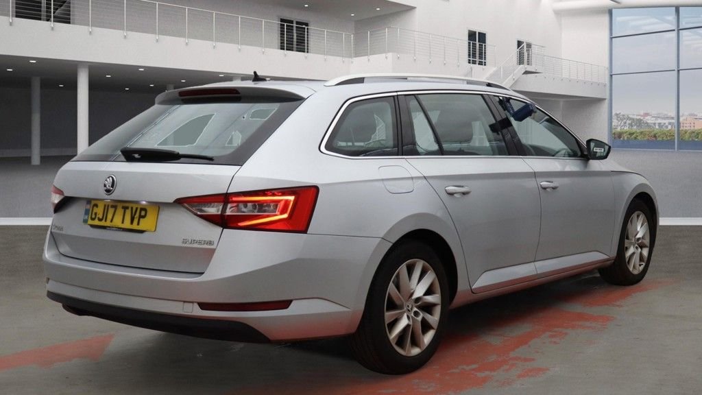 Used Skoda Superb 2017 for sale - 76039848: Photo 5