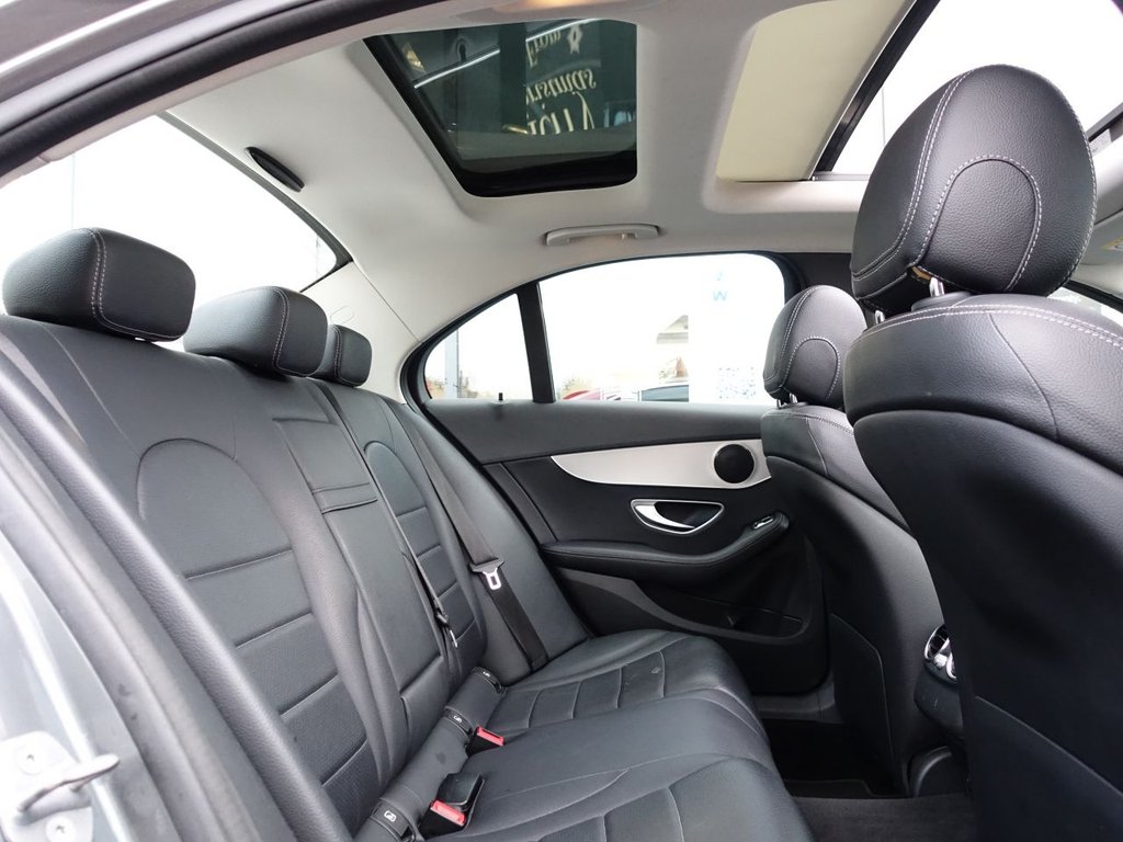 Used Mercedes-Benz C Class 2018 for sale - 76535785: Photo 18