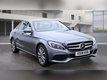 Used Mercedes-Benz C Class 2018 for sale - 76535785: Photo
