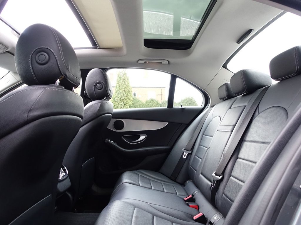 Used Mercedes-Benz C Class 2018 for sale - 76535785: Photo 21