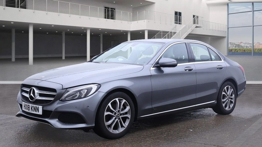 Used Mercedes-Benz C Class 2018 for sale - 76535785: Photo 3