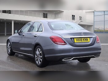 Used Mercedes-Benz C Class 2018 for sale - 76535785: Photo