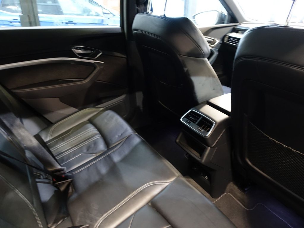 Used Audi e-tron 2021 for sale - 77680948: Photo 15