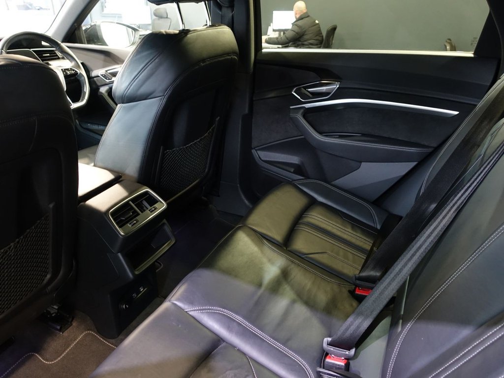 Used Audi e-tron 2021 for sale - 77680948: Photo 16